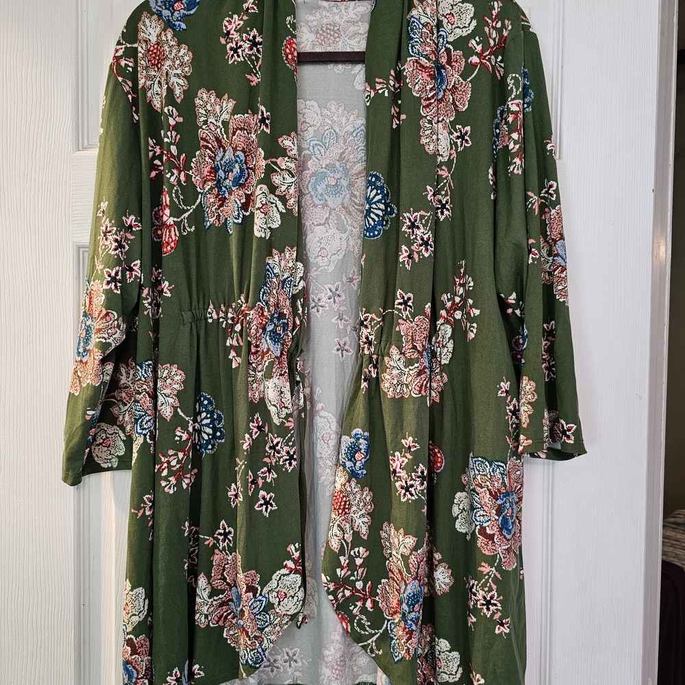 Kiyonna Bellini 2x Green Floral Kimono